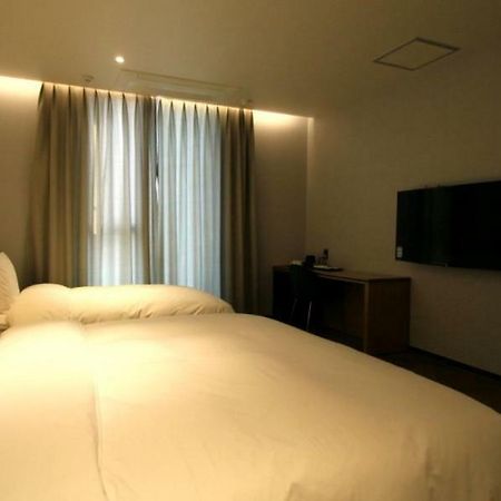 Perfect Hotel Gimhae Extérieur photo