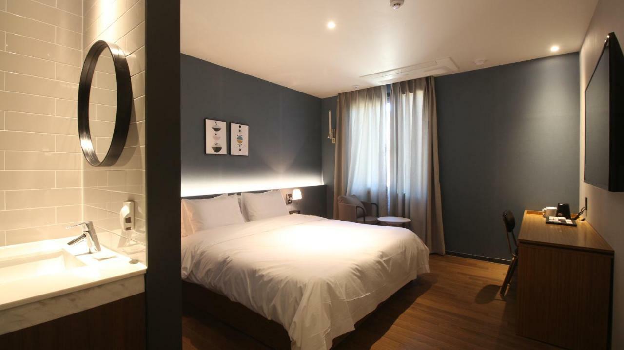 Perfect Hotel Gimhae Extérieur photo